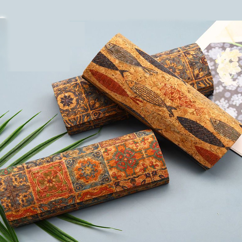 Men Accessories To Look Good - Custodia per occhiali in sughero naturale