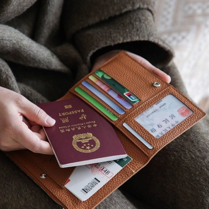 Custodia per passaporto in pel - Men'S Accessories Wallet recensione e prezzo