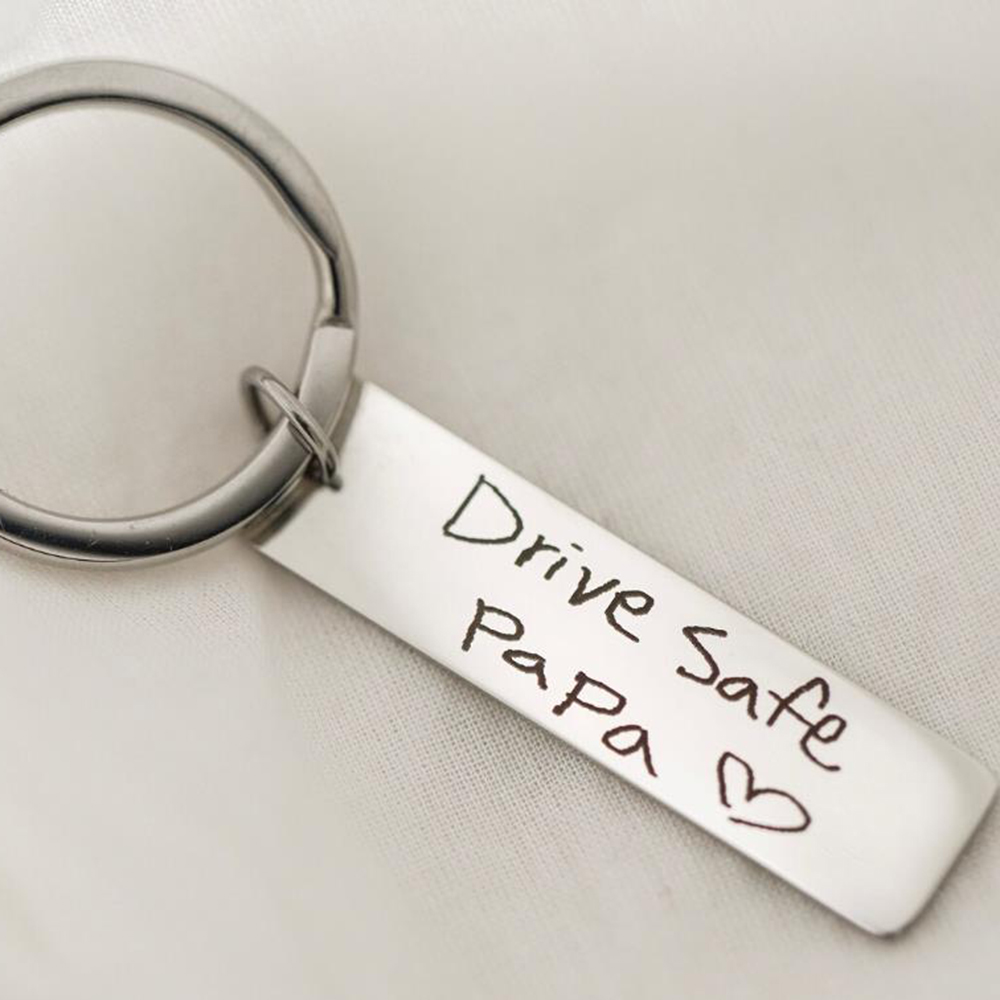Portachiavi scritto a mano rea - Men Accessories Ideas recensione e prezzo