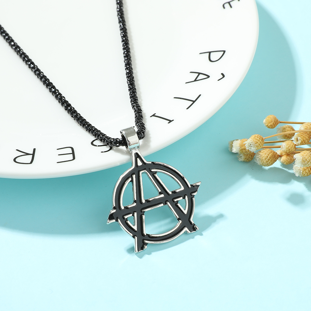 Collana con Simbolo Lettera A  - Men Accessories Pendant recensione e prezzo