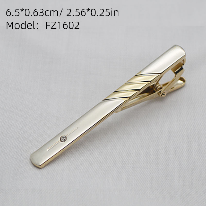 1 pezzo di fermacravatta da uo - Men Accessories Fashion recensione e prezzo